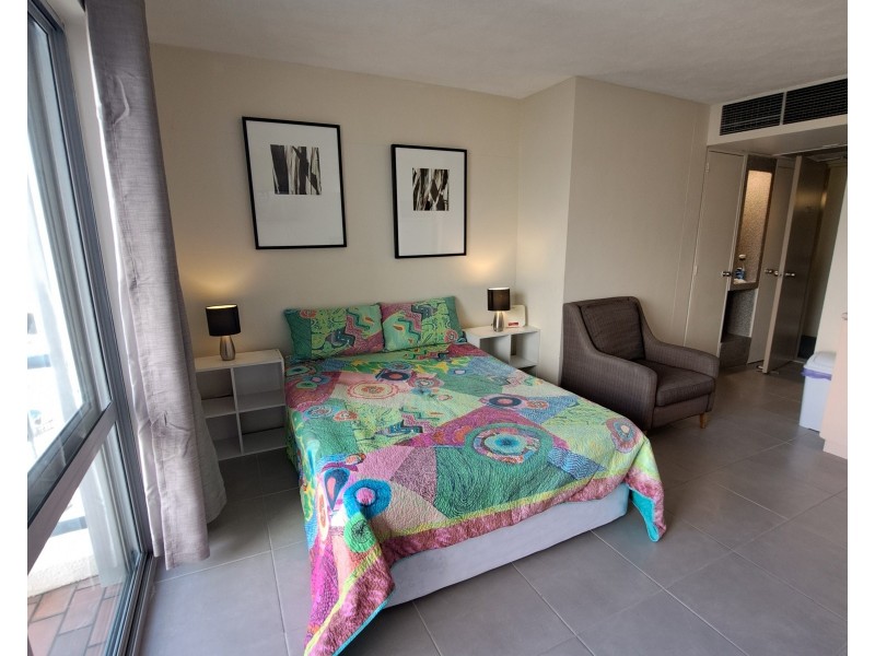 712/2 Barney Street, Southport QLD 4215