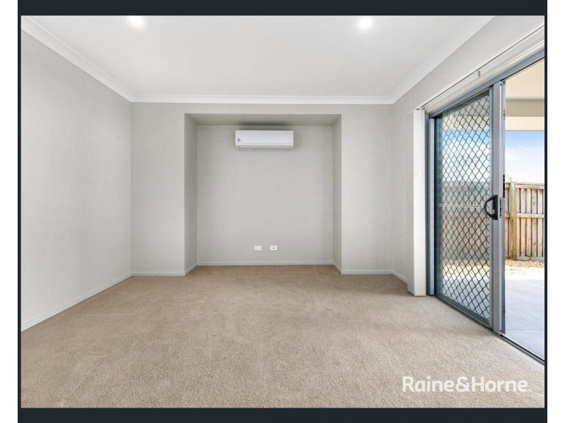 4 Madison Court, Redland Bay QLD 4165