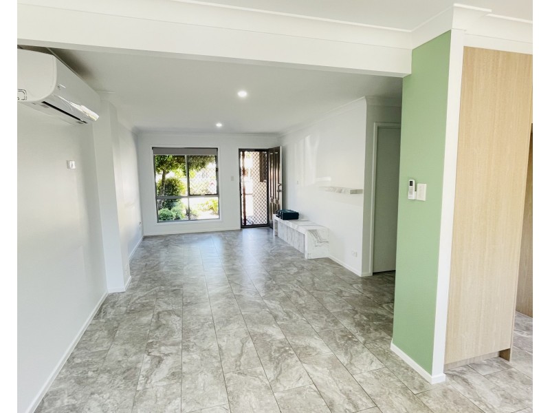 41/2 – 8 Meadowbrook Drive, Meadowbrook QLD 4131