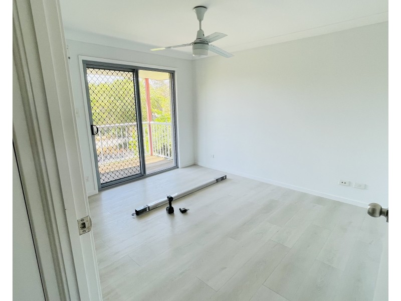 41/2 – 8 Meadowbrook Drive, Meadowbrook QLD 4131