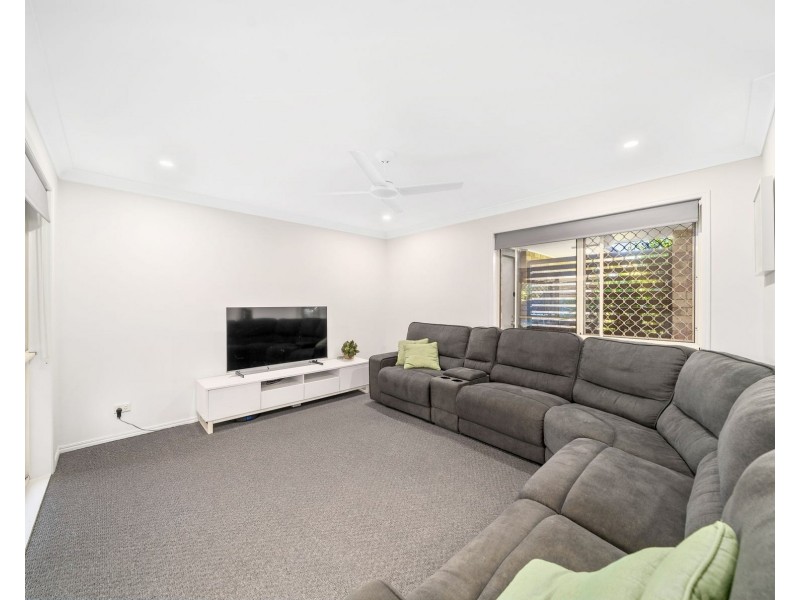 45 Butterfly Dr, Kallangur QLD 4503