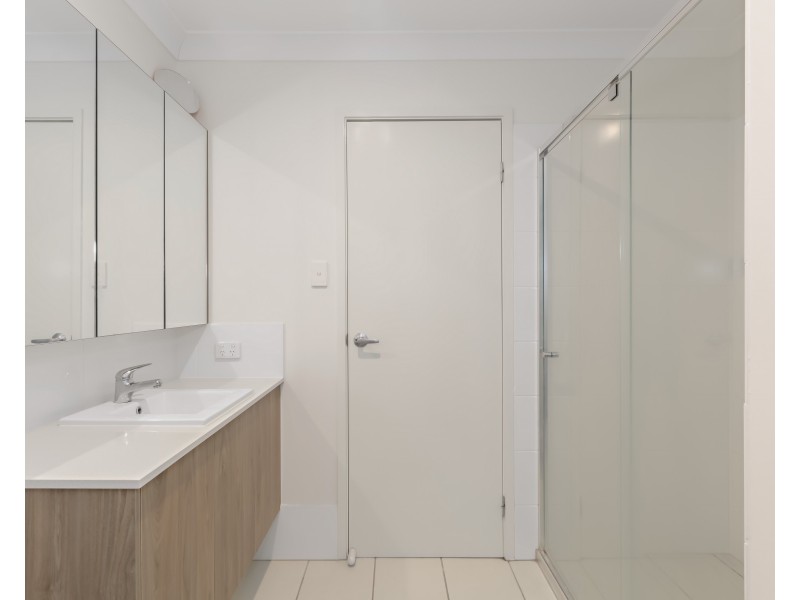 70/188 Gainsborough Drive, Pimpama QLD 4209