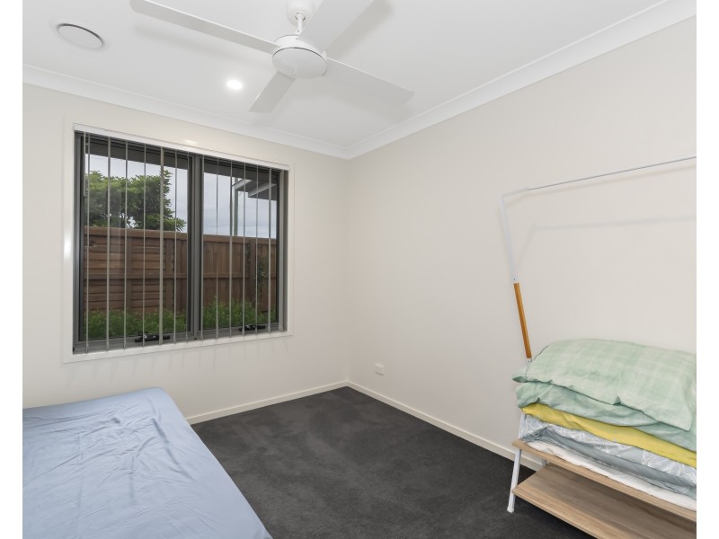 70/188 Gainsborough Drive, Pimpama QLD 4209