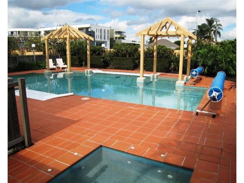 11/10 Park Avenue, Kangaroo Point QLD 4169