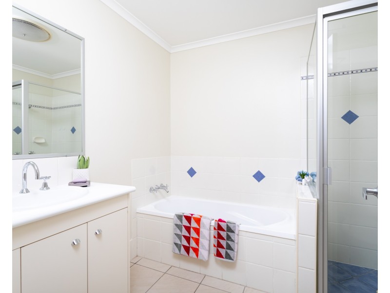 61/21 Tripcony Place, Wakerley QLD 4154