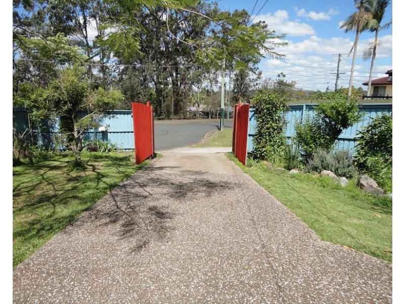 12 Rose Street, Daisy Hill QLD 4127