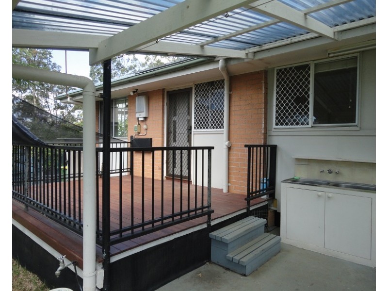 12 Rose Street, Daisy Hill QLD 4127