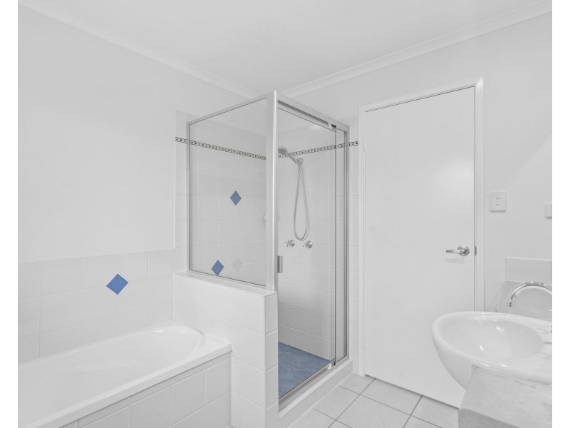 63/21 Tripcony Place, Wakerley QLD 4154