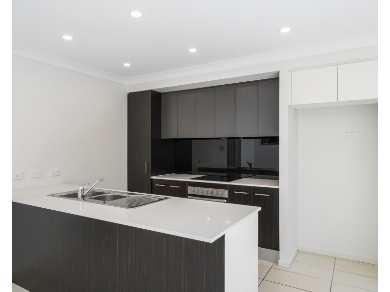 41/5 Angela Way, Pimpama QLD 4209