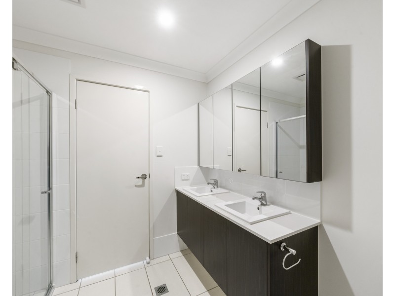 41/5 Angela Way, Pimpama QLD 4209