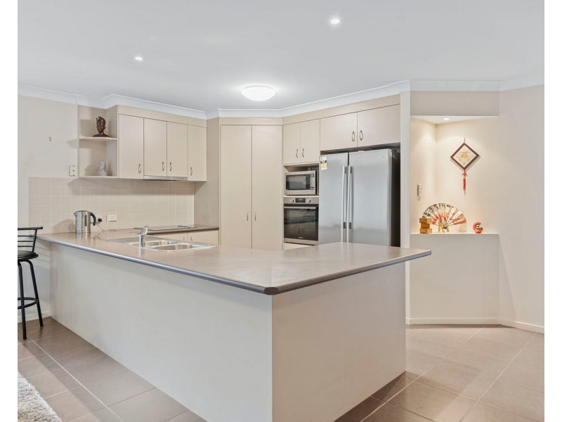 17 Ronnie Street, Cleveland QLD 4163