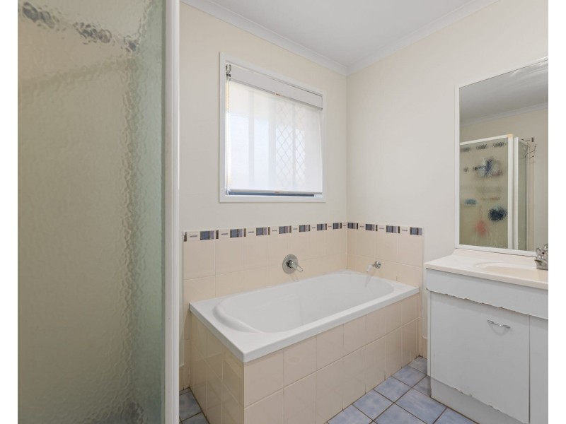 5 Kerswell St, Caboolture QLD 4510