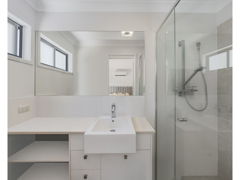 14/15 Sambar Close, Chermside West QLD 4032