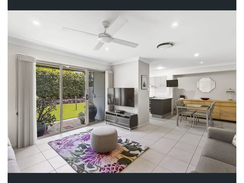 61/10 Tripcony Place, Wakerley QLD 4154