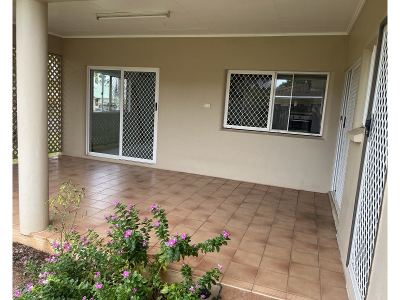 7 Grimes Close, Kanimbla QLD 4870