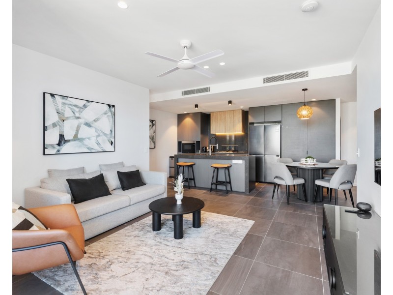 307/28 Dalpura Street, Surfers Paradise QLD 4217