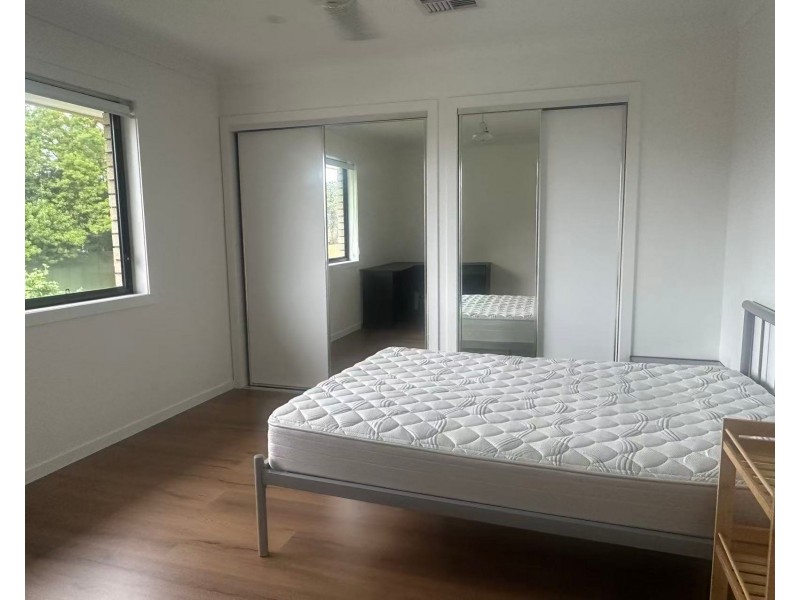 Room 4/196 Mccullough St, Sunnybank QLD 4109