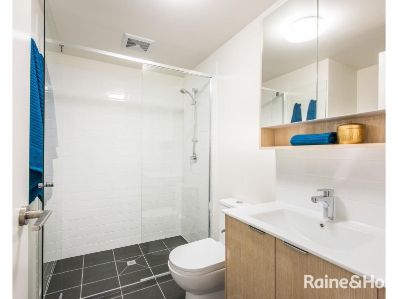 24/19 Talbot Street, Coorparoo QLD 4151