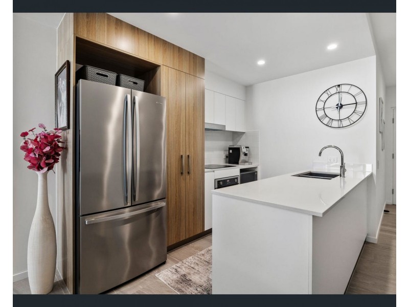 1205/90 Berrima Street, Wynnum QLD 4178