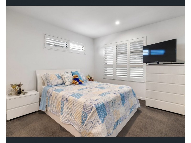 1205/90 Berrima Street, Wynnum QLD 4178