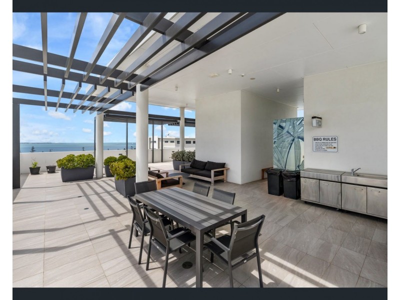 1205/90 Berrima Street, Wynnum QLD 4178