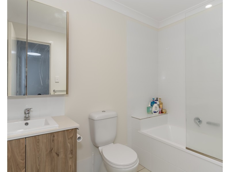 56/188 Gainsborough Drive, Pimpama QLD 4209