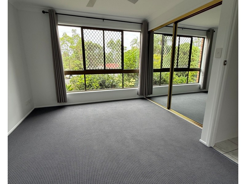 12 San Mateo Boulevard, Ashmore QLD 4214