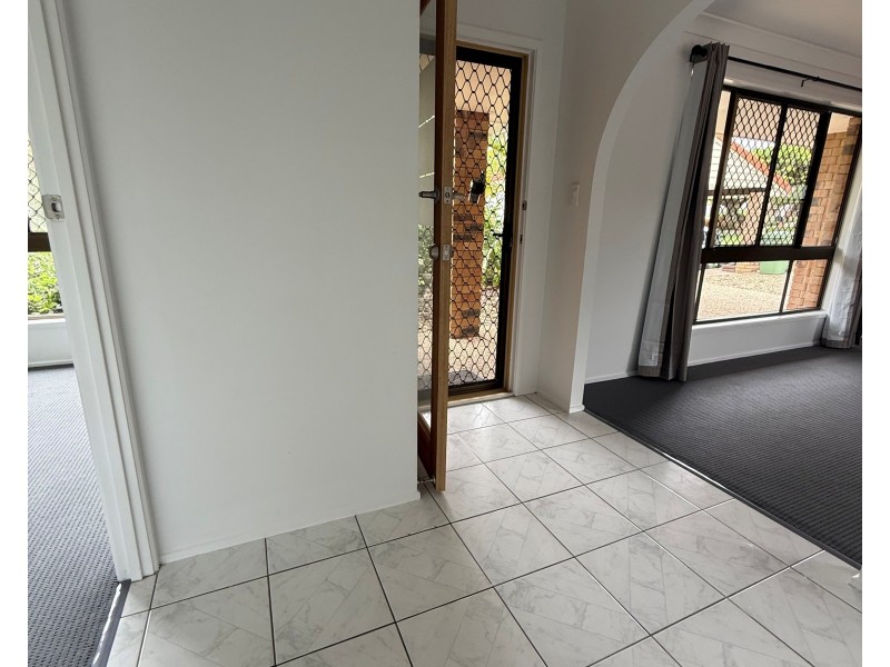 12 San Mateo Boulevard, Ashmore QLD 4214