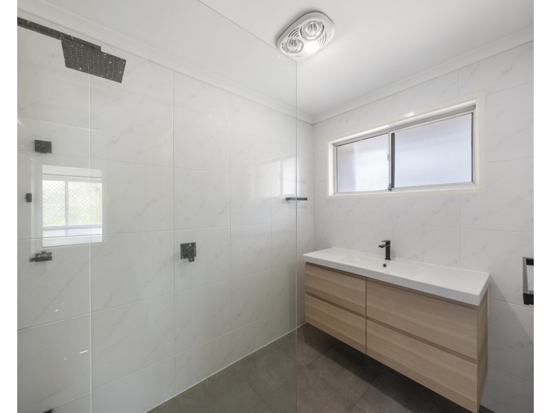 21 Andaman Street, Jamboree Heights QLD 4074