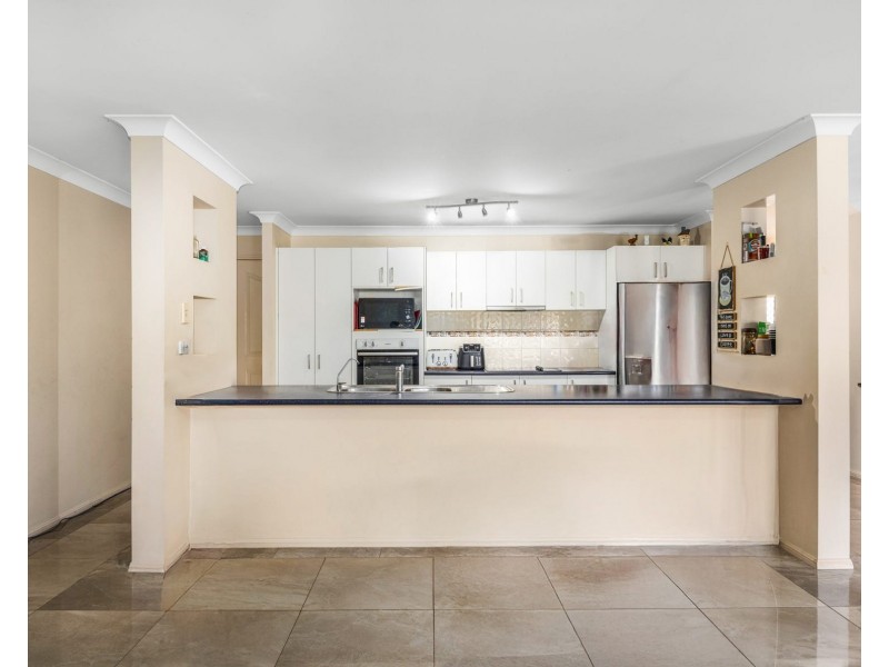 5 Kalamoun Ct, Dakabin QLD 4503