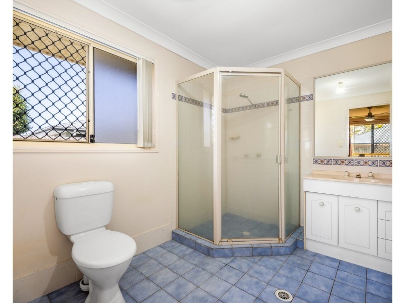 5 Kalamoun Ct, Dakabin QLD 4503