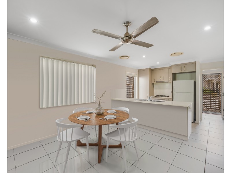 42/86 carselgrove ave, Fitzgibbon QLD 4018