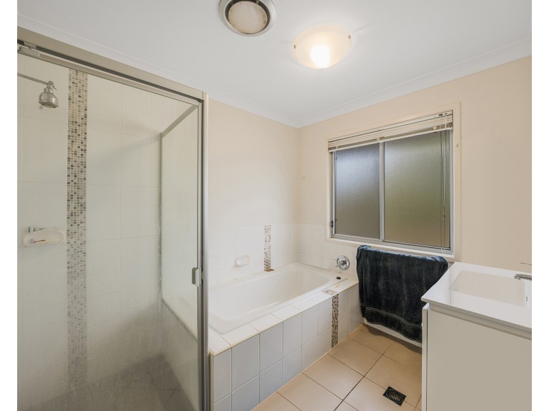 42/86 carselgrove ave, Fitzgibbon QLD 4018