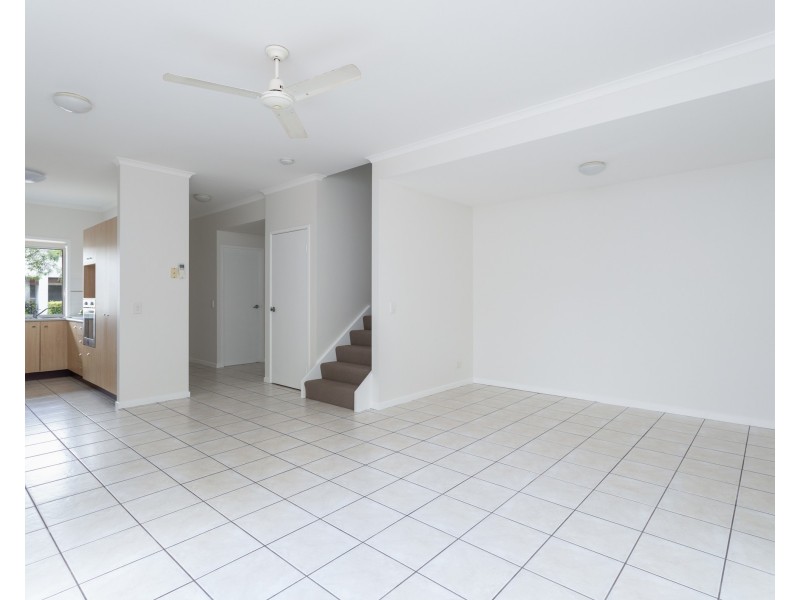 6/21 Tripcony Place, Wakerley QLD 4154