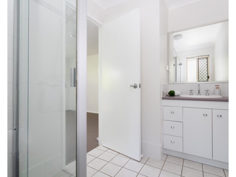 6/21 Tripcony Place, Wakerley QLD 4154