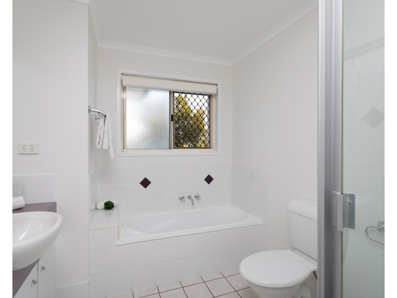 6/21 Tripcony Place, Wakerley QLD 4154