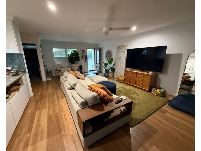 7/2 Concord Circuit, Robina QLD 4226