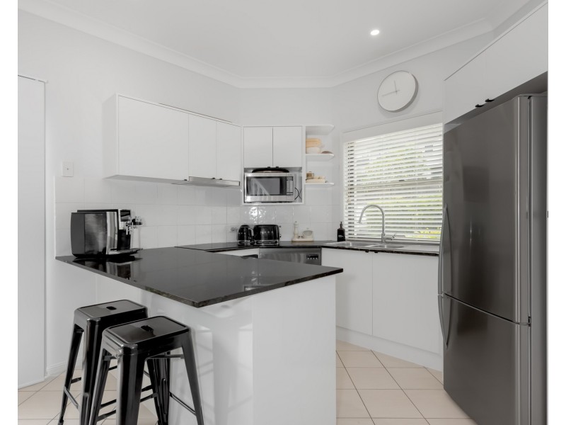 6/141 Cotlew Street, Ashmore QLD 4214