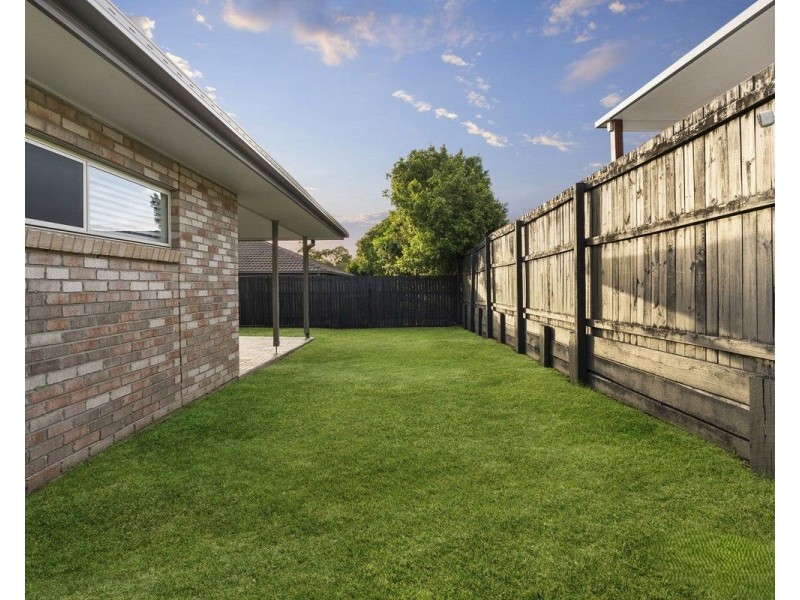 11 Jasmine Street, Wakerley QLD 4154