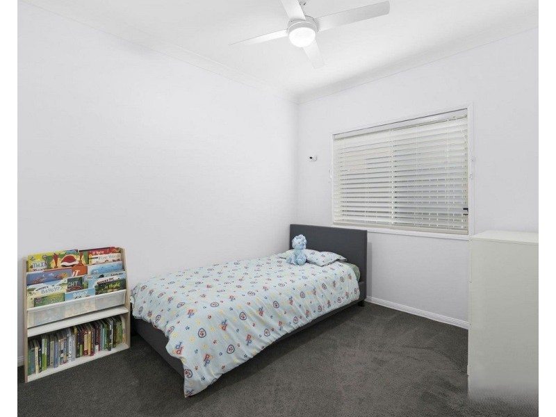 11 Jasmine Street, Wakerley QLD 4154