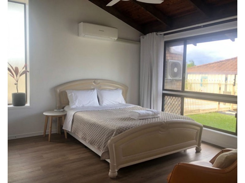 A/8 Ardlethan Ct, Helensvale QLD 4212