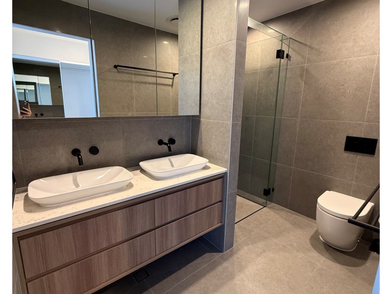 5106/21 Ross Street, Ashmore QLD 4214