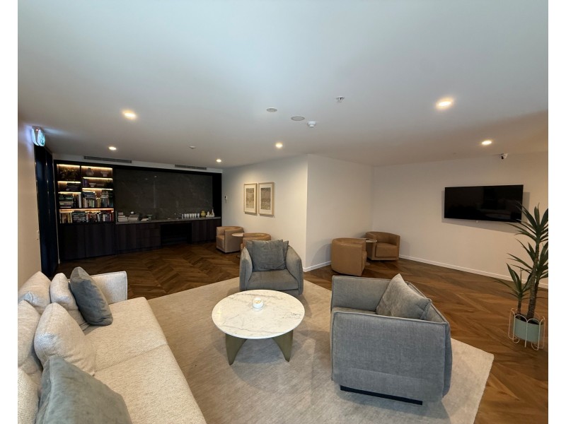 5106/21 Ross Street, Ashmore QLD 4214