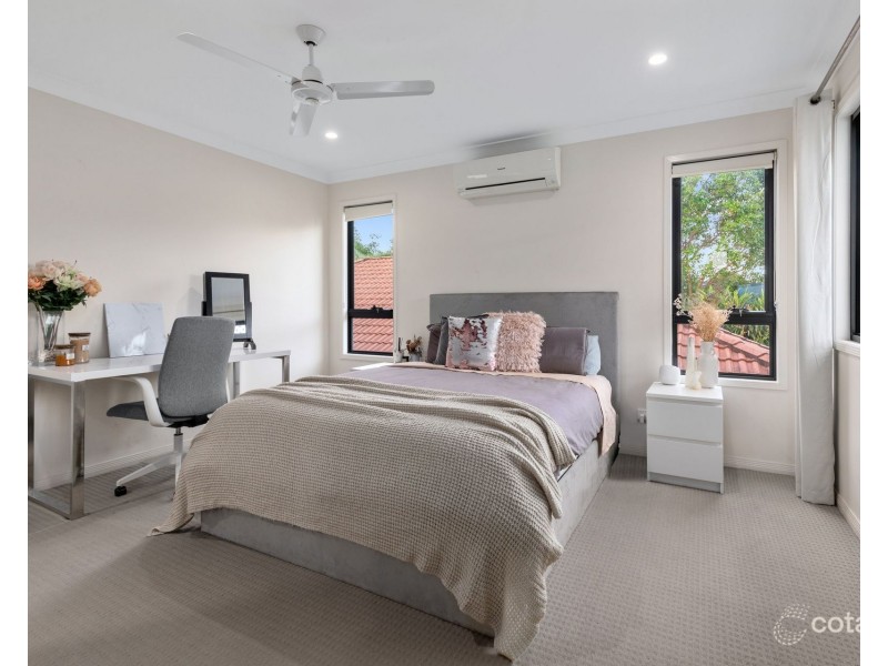 2/11 Acklin Ct, Varsity Lakes QLD 4227