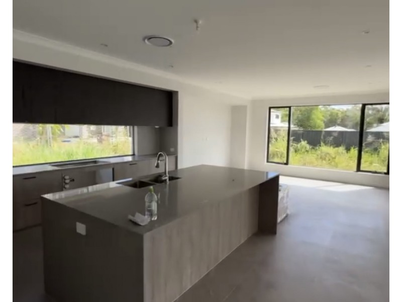 22 Pearl Street, Pallara QLD 4110