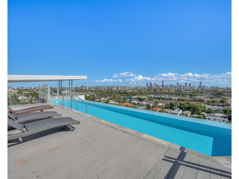 2064/123 Cavendish Road, Coorparoo QLD 4151