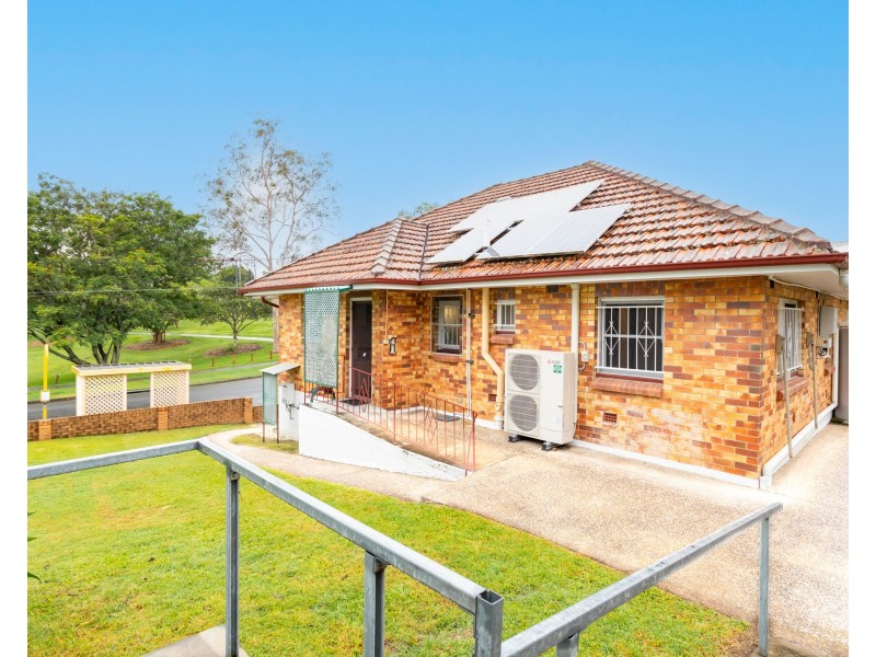 73 Perth Street, Camp Hill QLD 4152