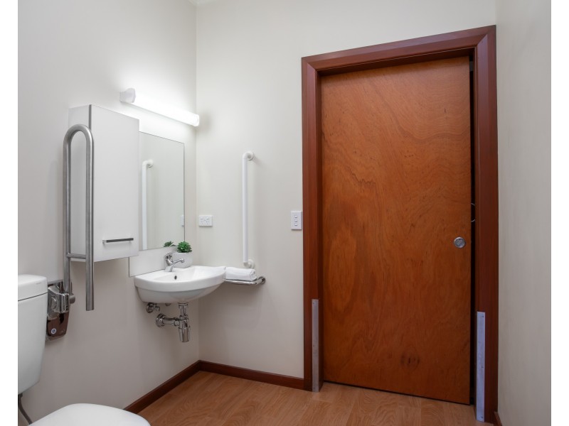 73 Perth Street, Camp Hill QLD 4152