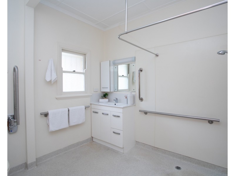 73 Perth Street, Camp Hill QLD 4152