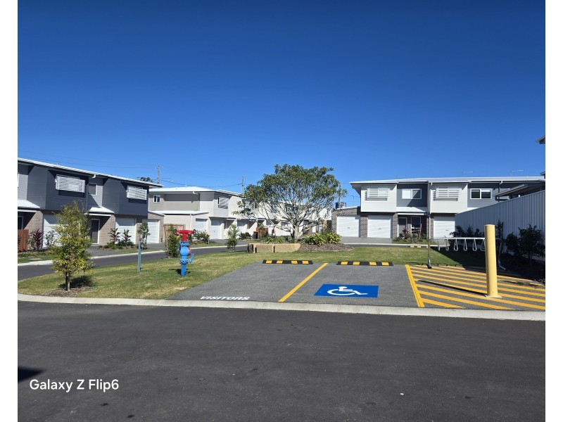 18/8 Taylor Place, Mackenzie QLD 4156